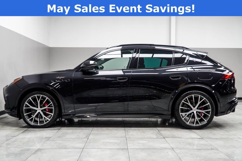 Used 2024 Maserati Grecale Trofeo AWD/4WD image 12