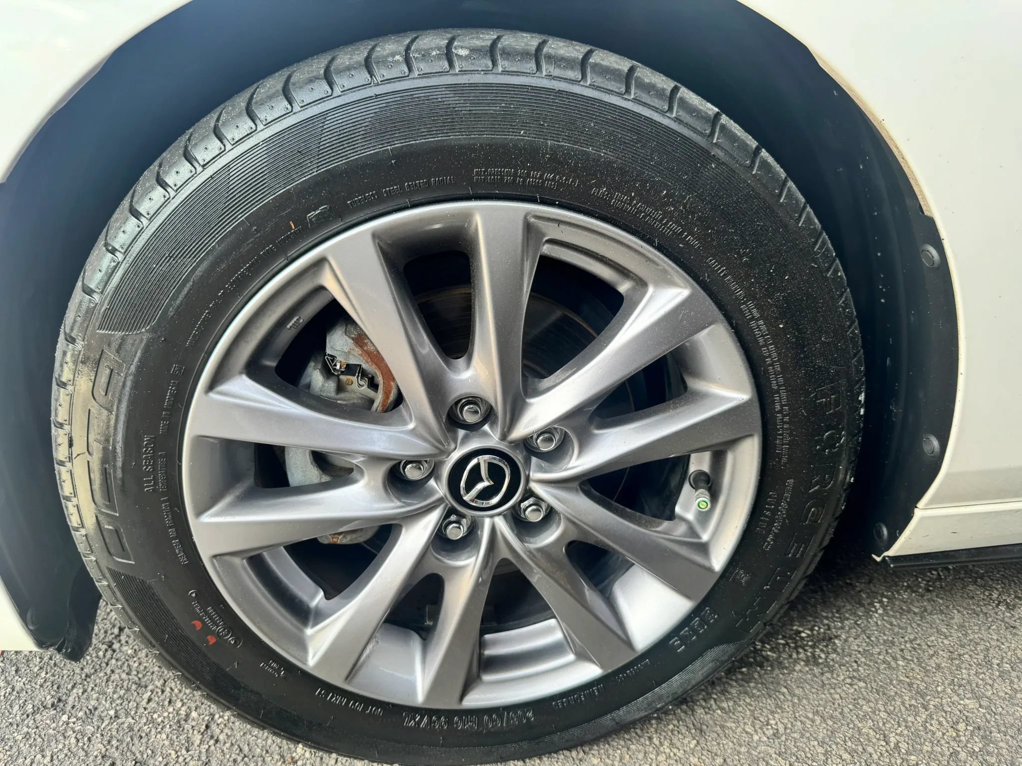Used 2021 MAZDA MAZDA3 s FWD image 29
