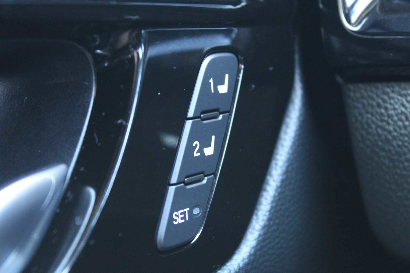 Used 2024 Honda CR-V Sport Touring image 16