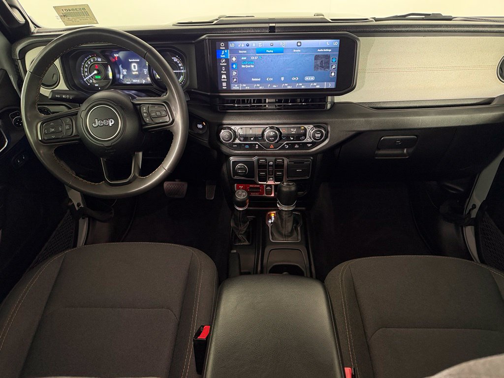 Used 2024 Jeep Wrangler Unlimited AWD/4WD image 14
