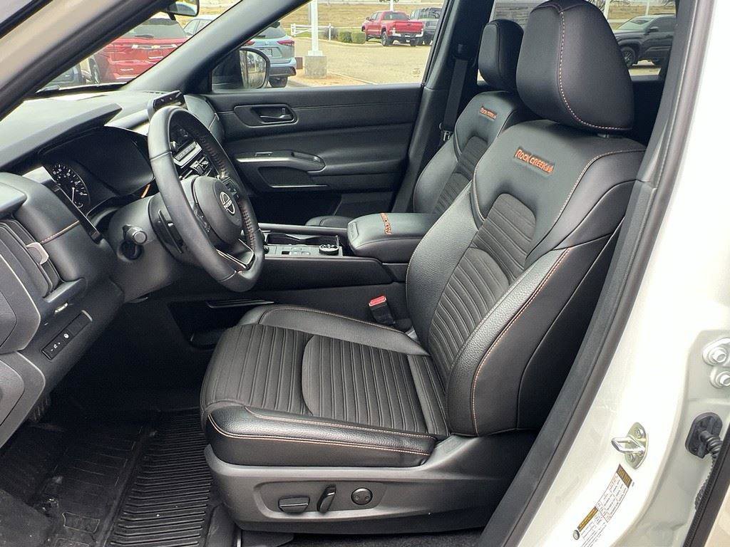Used 2024 Nissan Pathfinder Rock Creek image 18