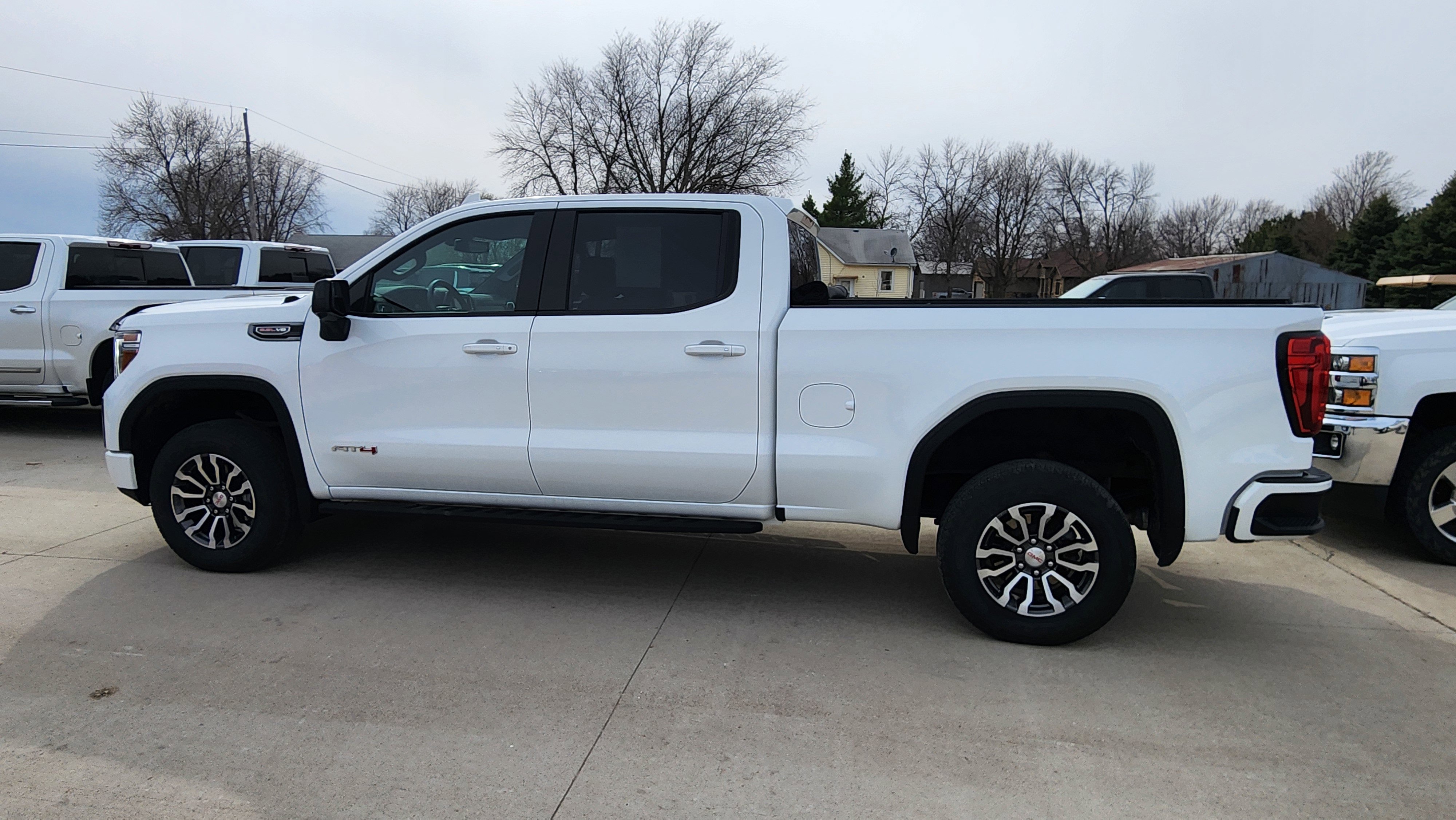 Used 2021 GMC Sierra 1500 AT4 AWD/4WD image 9