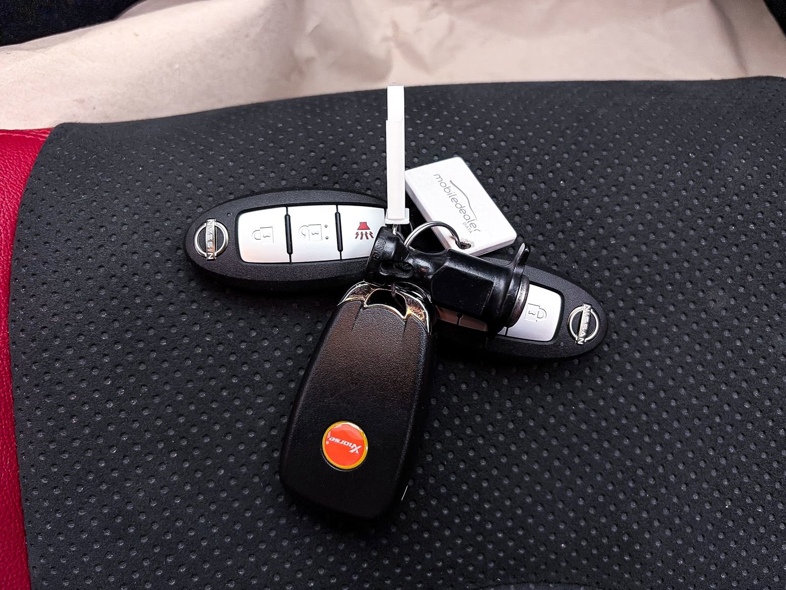 Used 2024 Nissan Z Performance w/ Floor Mat Package image 30