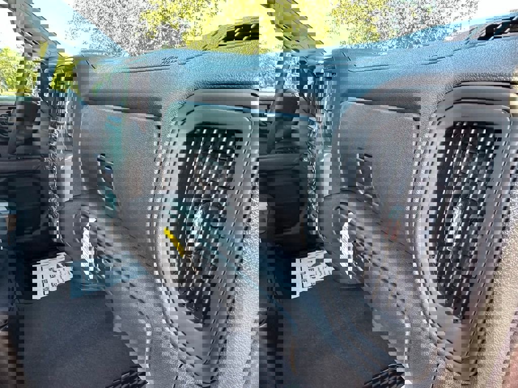 New 2026 Chevrolet Silverado 1500 Custom Trail Boss w/ Dark Appearance Package image 32