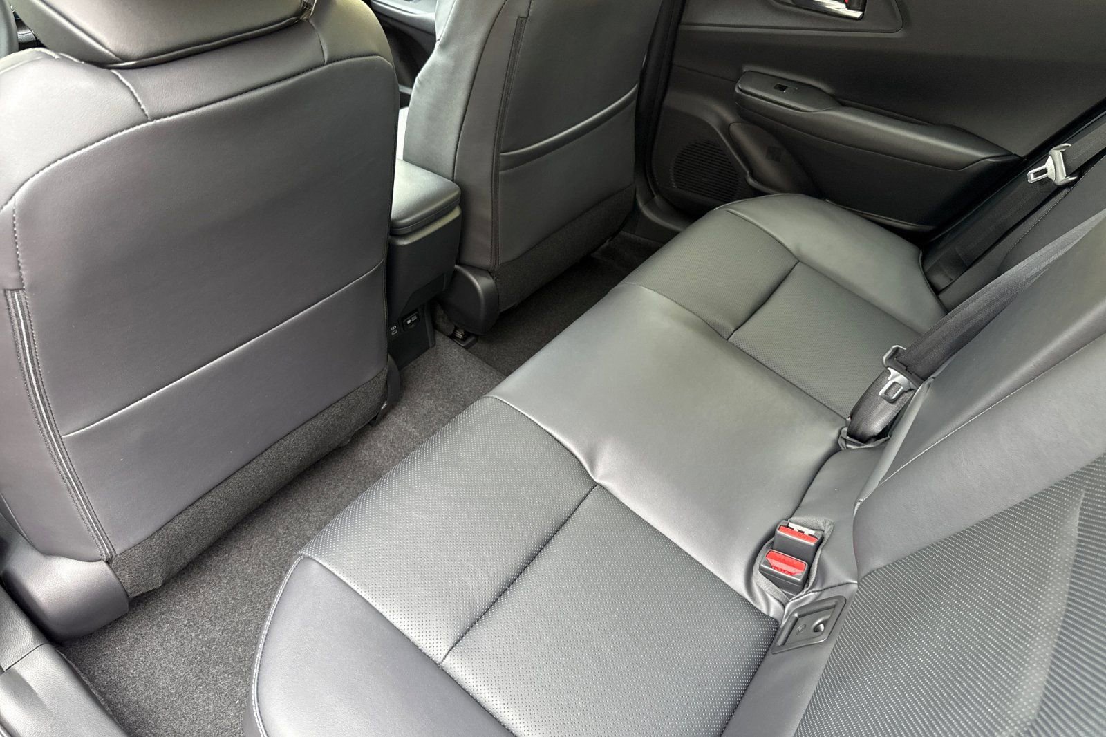 New 2026 Toyota Prius Plug-In Hybrid image 13