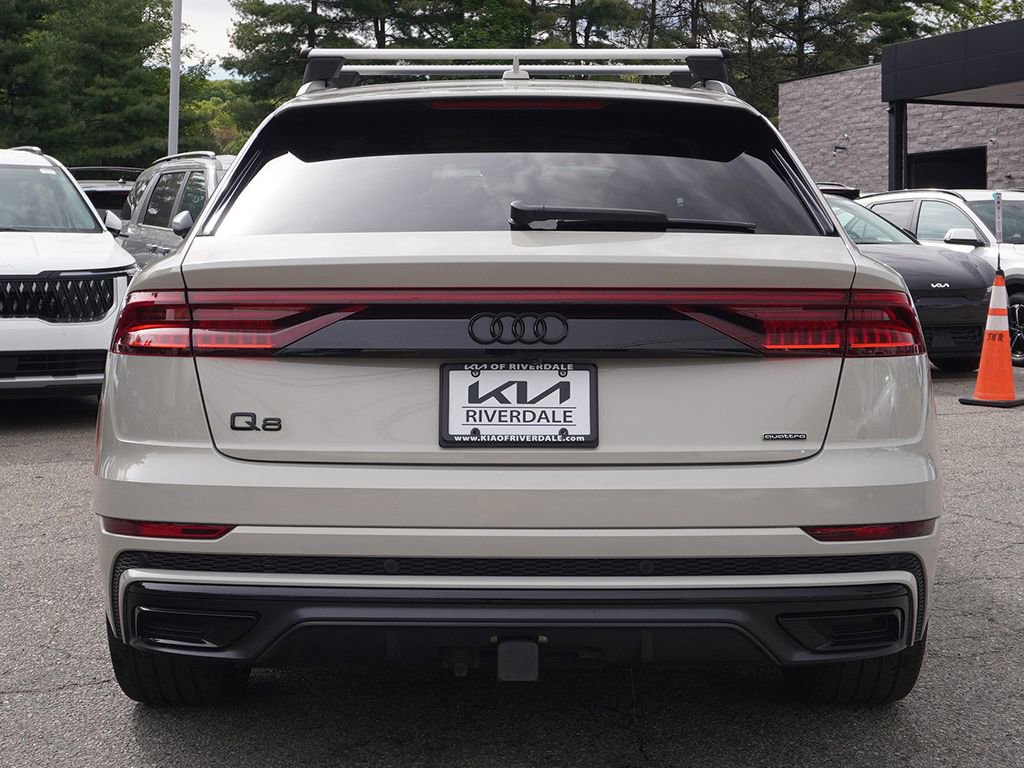 Used 2023 Audi Q8 Prestige AWD/4WD image 15