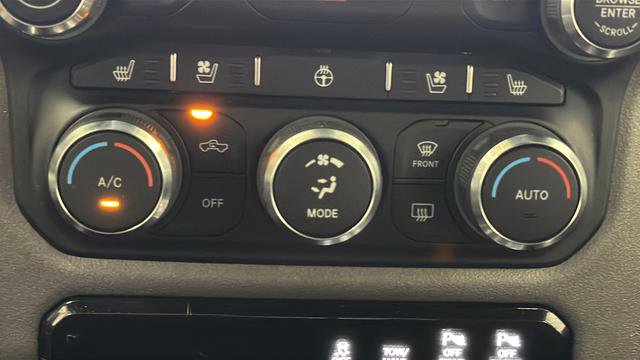 Used 2022 RAM 1500 Laramie w/ Sport Appearance Package image 17