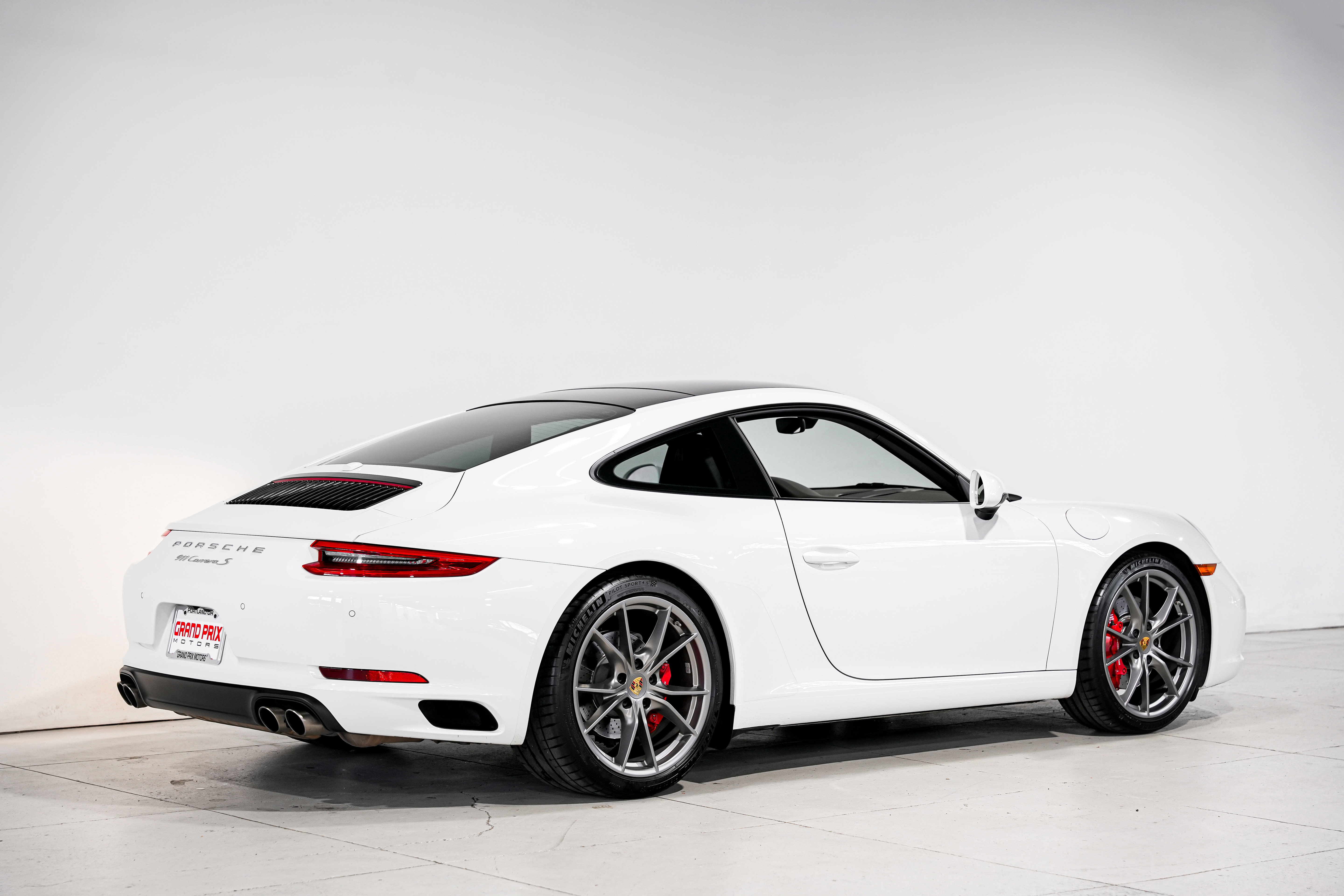 Used 2019 Porsche 911 Carrera S image 3