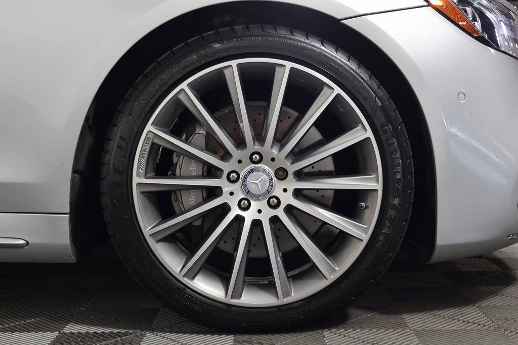 Used 2018 Mercedes-Benz S 560 Sedan image 16