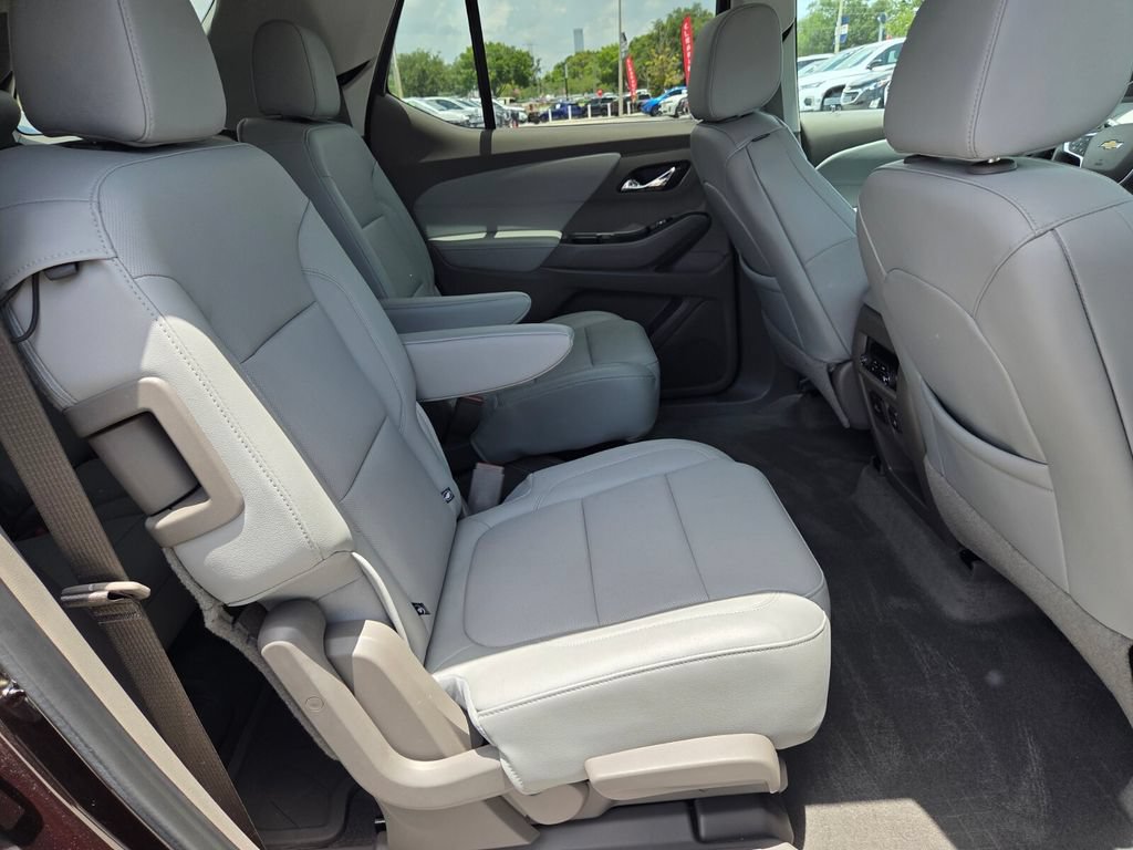 Used 2020 Chevrolet Traverse Premier w/ LPO, Floor Liner Package FWD image 15