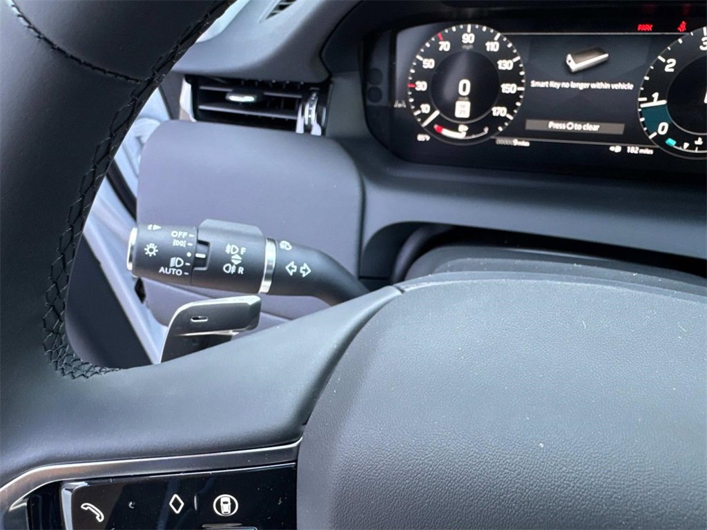 New 2025 Land Rover Discovery Sport S image 29