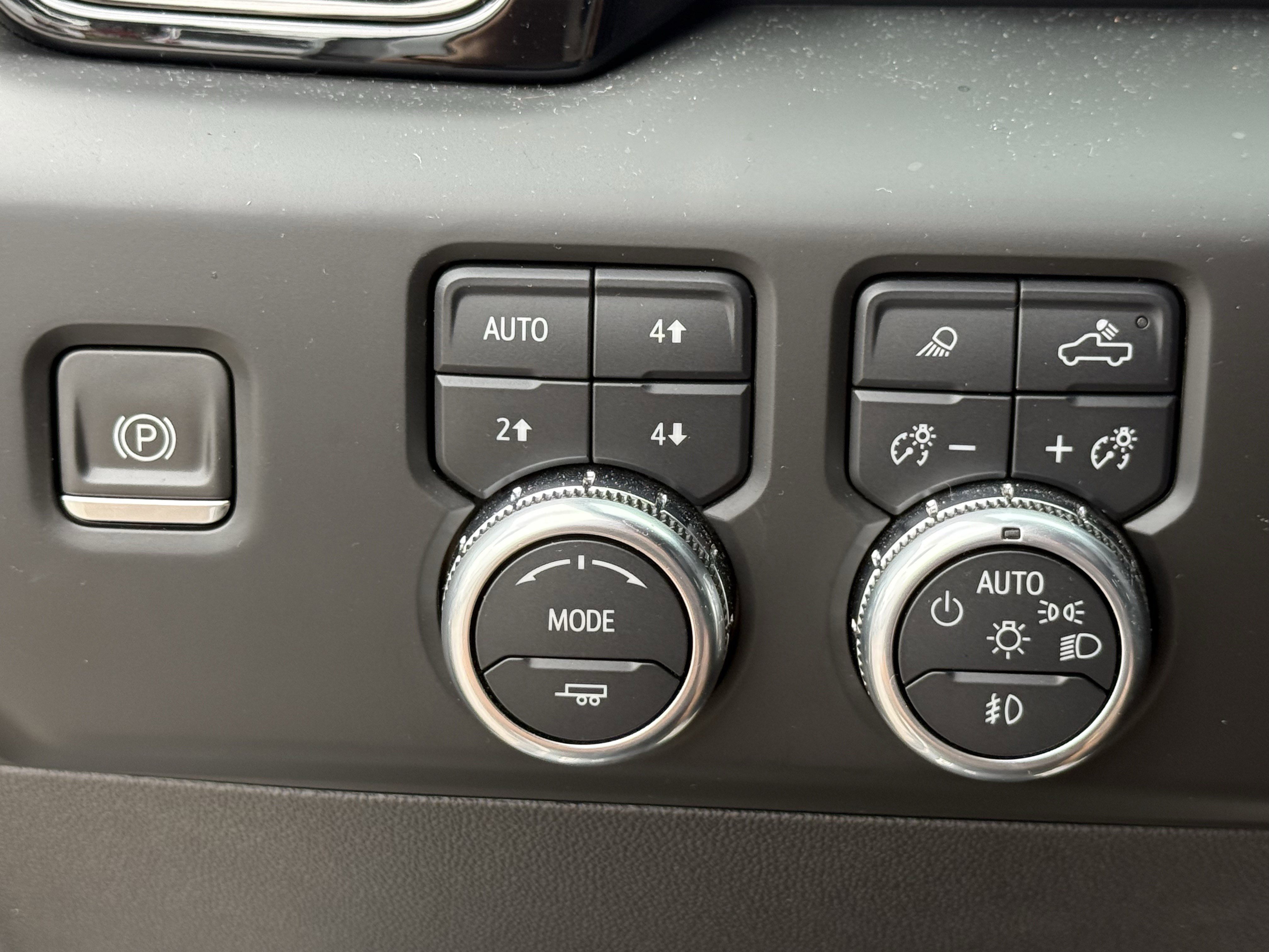 Used 2022 GMC Sierra 1500 AT4 w/ AT4 Premium Package AWD/4WD image 25