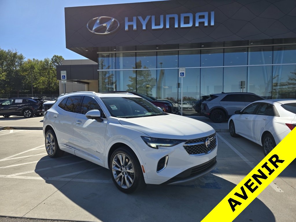 Used 2022 Buick Envision Avenir w/ Technology Package II