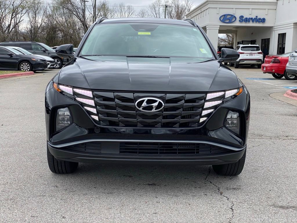 Used 2024 Hyundai Tucson Blue AWD/4WD image 2