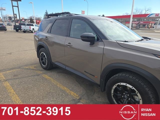Used 2024 Nissan Pathfinder Rock Creek image 6