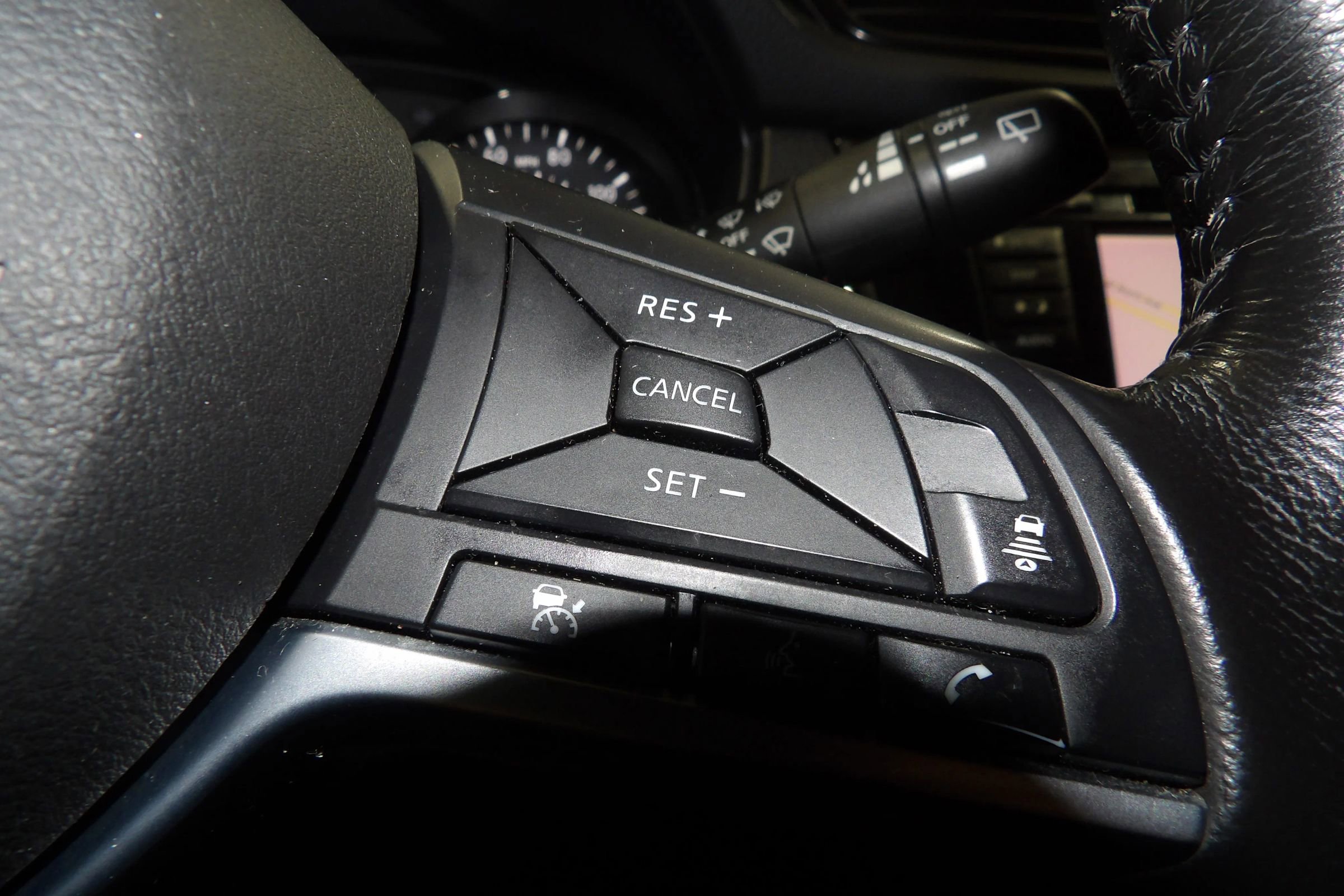 Used 2018 Nissan Rogue SL image 20