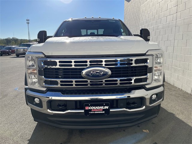 New 2026 Ford F550 4x4 Supercab Super Duty image 3