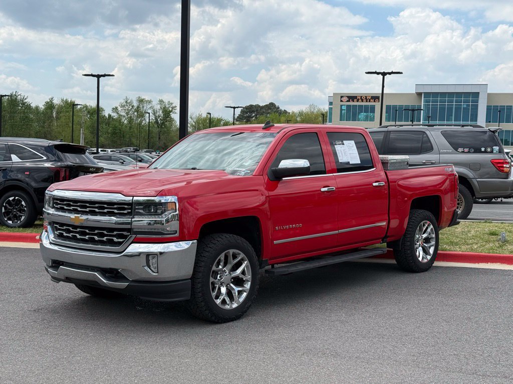 Used 2018 Chevrolet Silverado 1500 LTZ AWD/4WD image 3