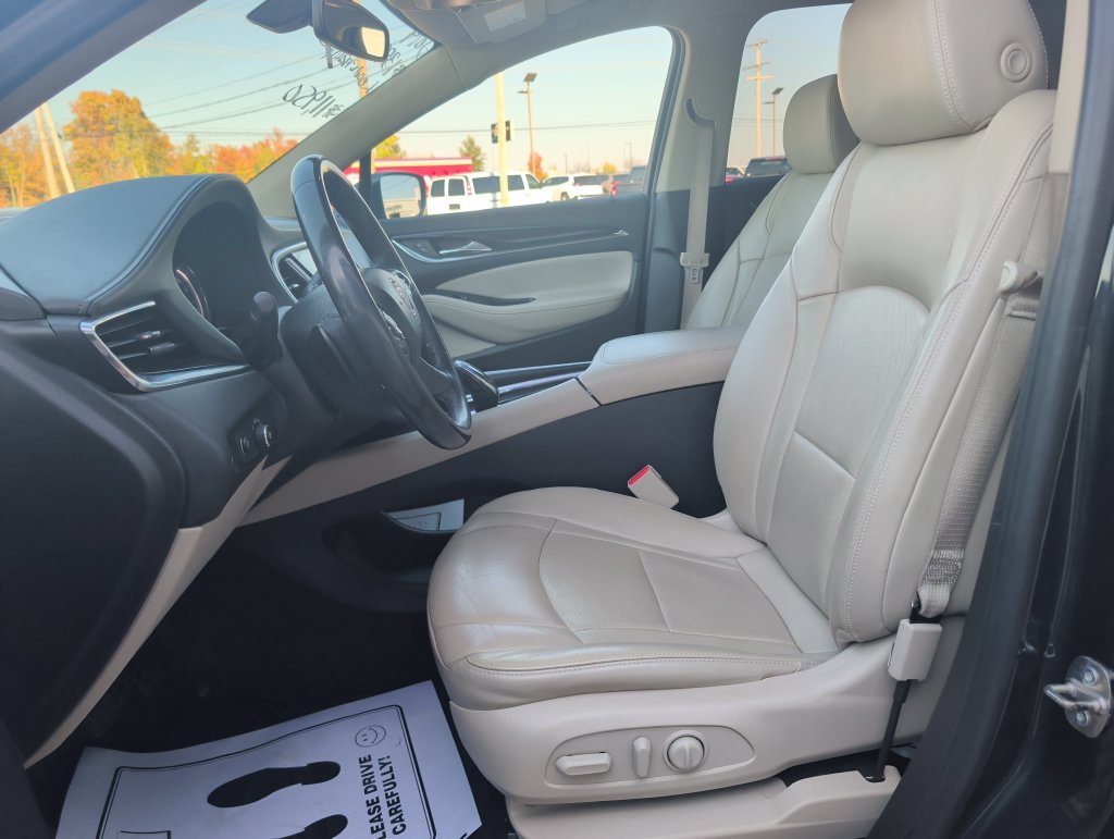 Used 2019 Buick Enclave Essence FWD image 8