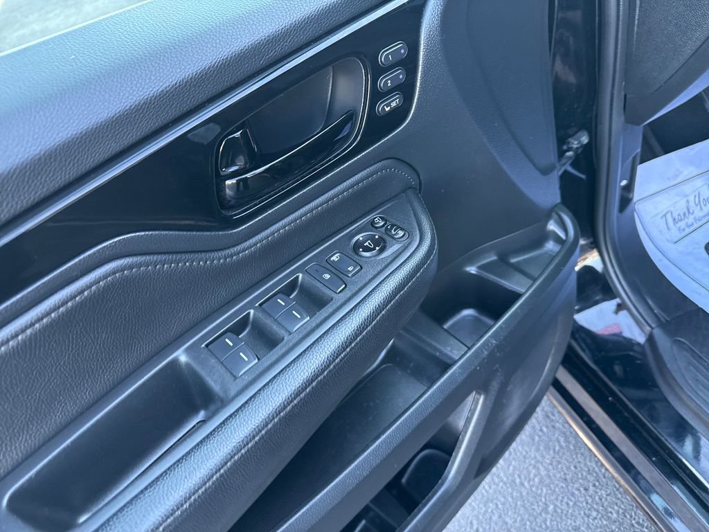 Used 2022 Honda Odyssey Elite image 14