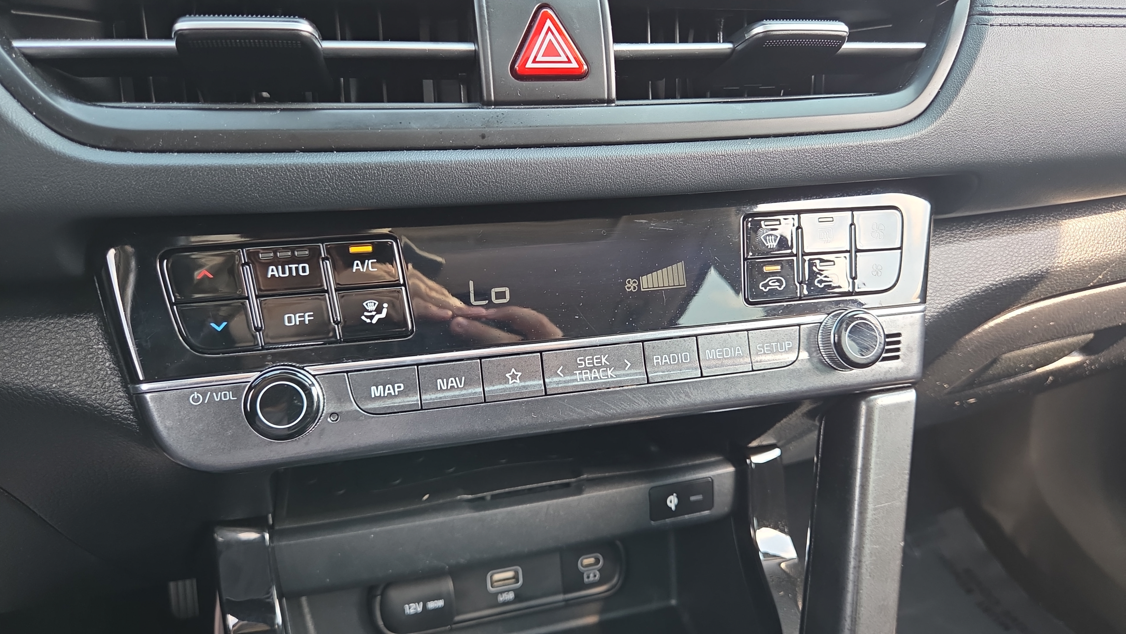 Used 2025 Kia Seltos EX w/ EX Sunroof Package FWD image 30