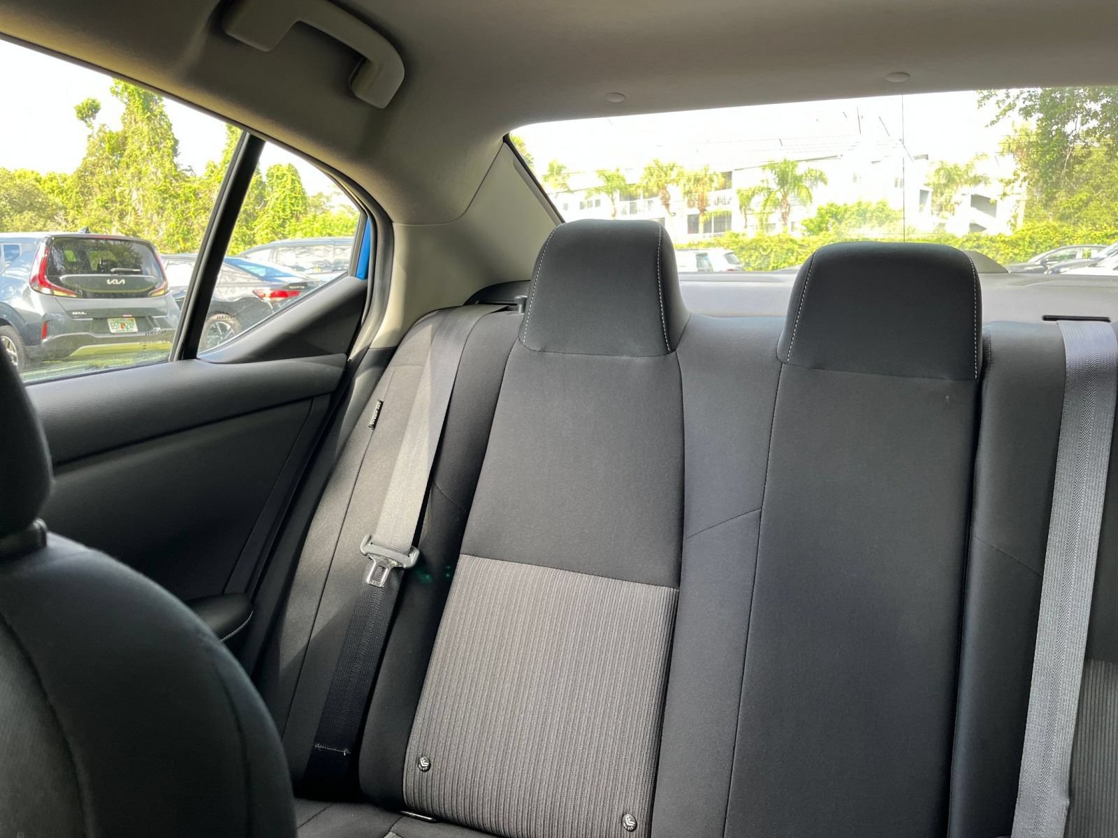 Used 2025 Nissan Sentra SV FWD image 38