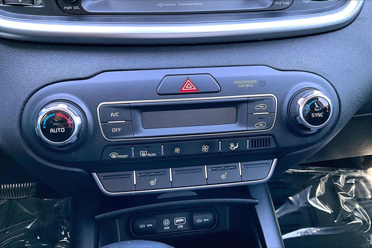 Used 2019 Kia Sorento FWD w/ LX Convenience Package image 33