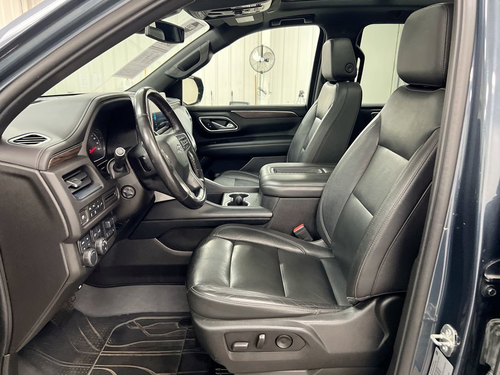 Used 2021 Chevrolet Tahoe Z71 w/ Z71 Signature Package AWD/4WD image 20