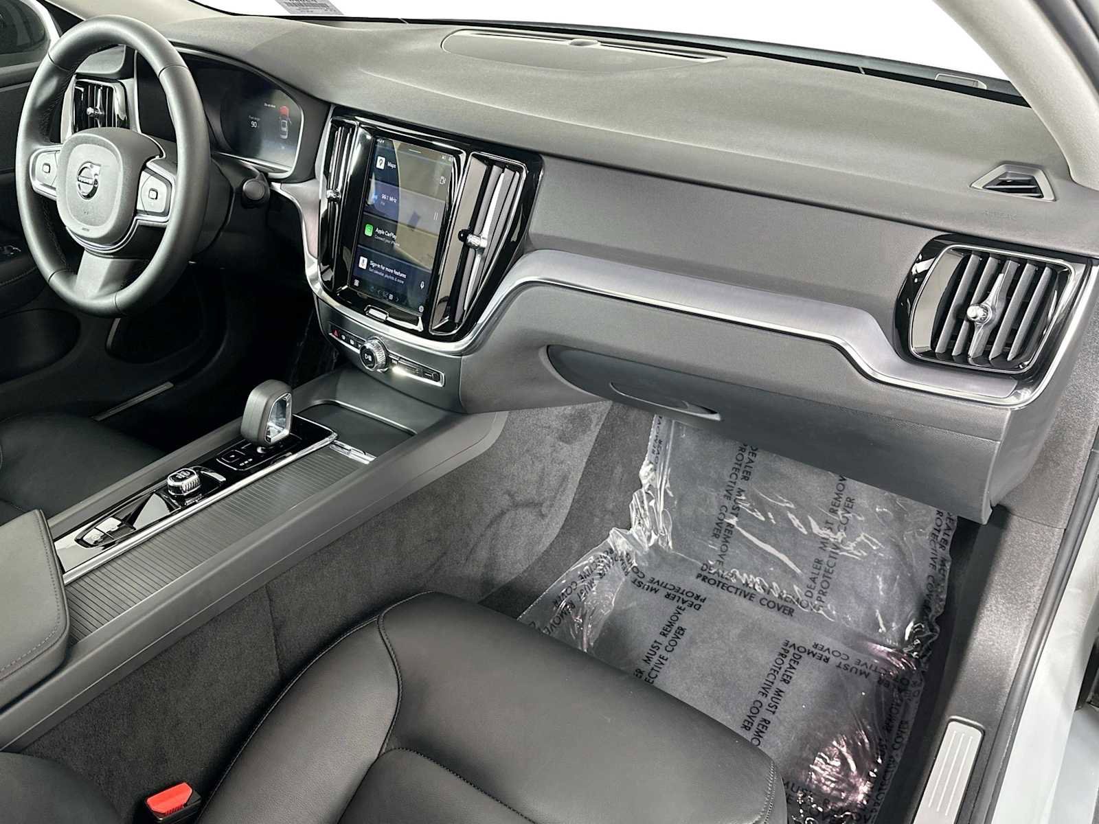 Used 2025 Volvo S60 B5 Core image 27