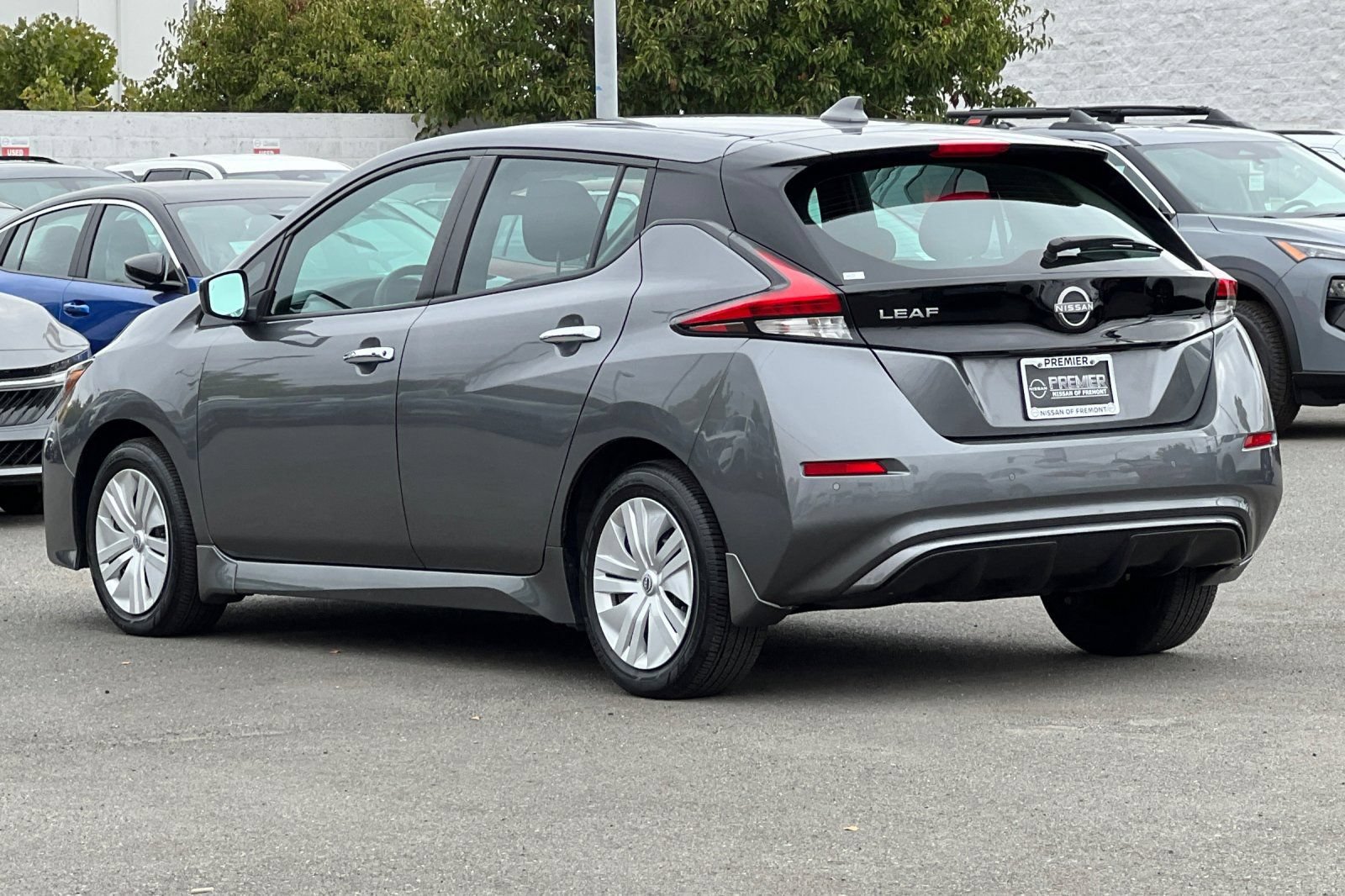 Certified 2025 Nissan Leaf S FWD image 6