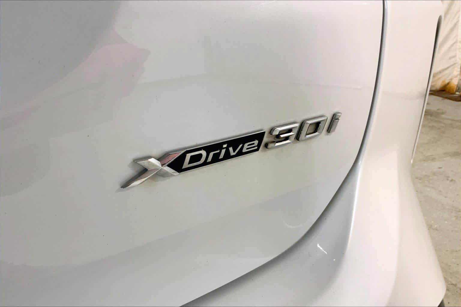 Used 2022 BMW X3 xDrive30i w/ M Sport Package image 9