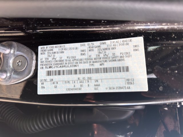 Certified 2024 Lincoln Corsair FWD w/ Equipment Group 101A image 32