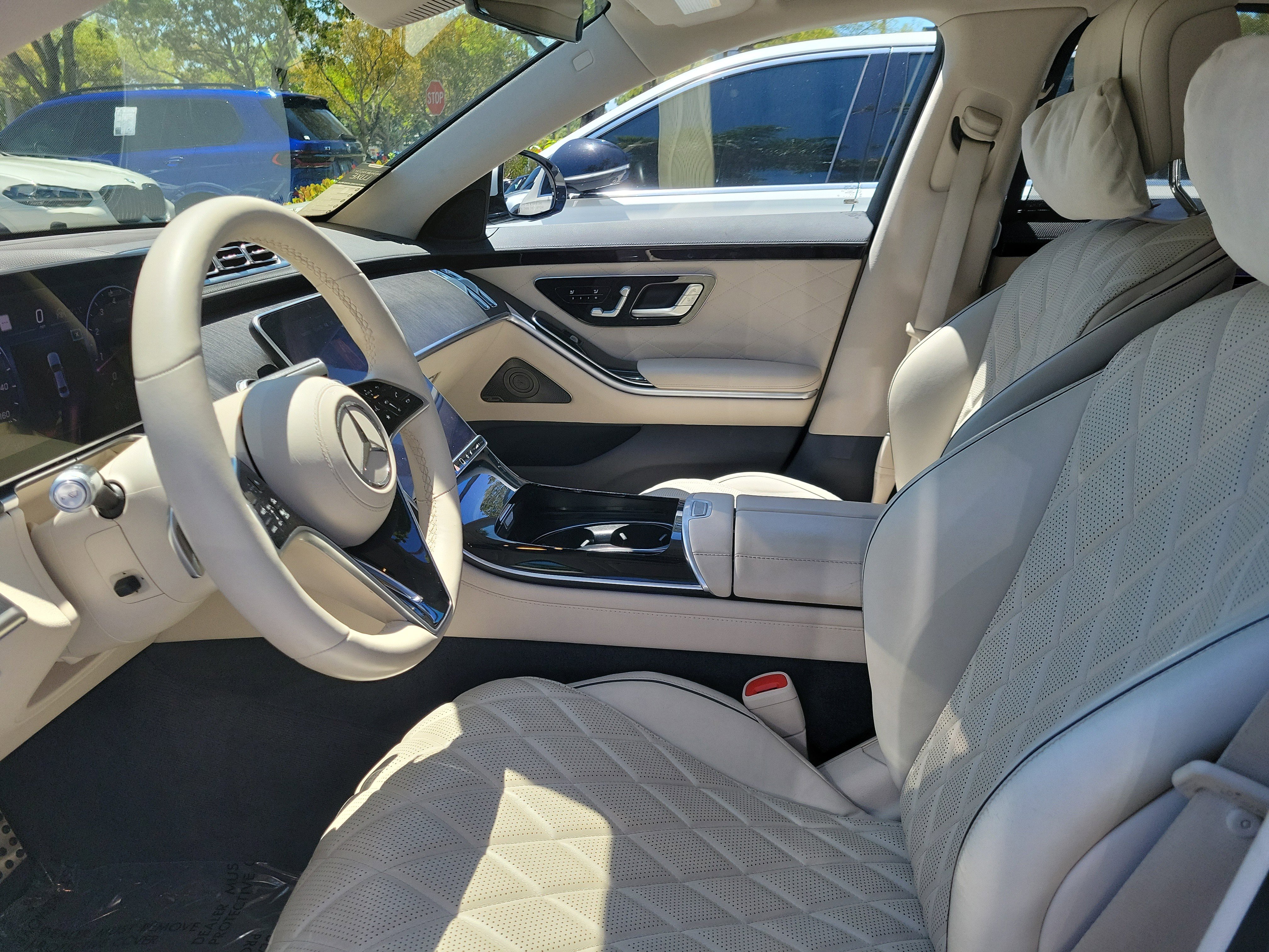 Used 2022 Mercedes-Benz S 500 4MATIC image 16