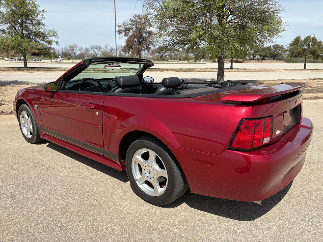 Used 2004 Ford Mustang 2dr CONVERTIBLE V6 image 52