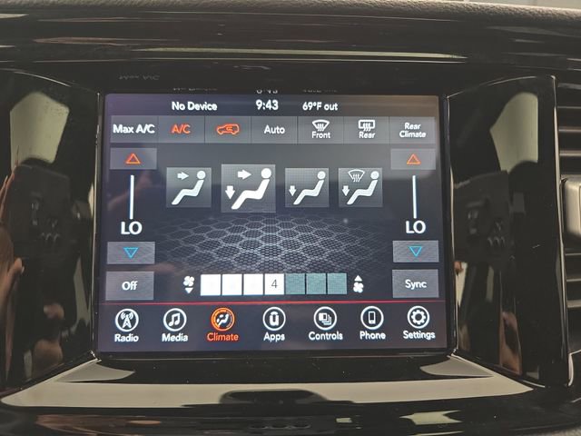 Used 2022 Dodge Durango SXT w/ Blacktop Package AWD/4WD image 30