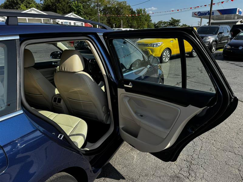 Used 2014 Volkswagen Jetta TDI FWD image 9