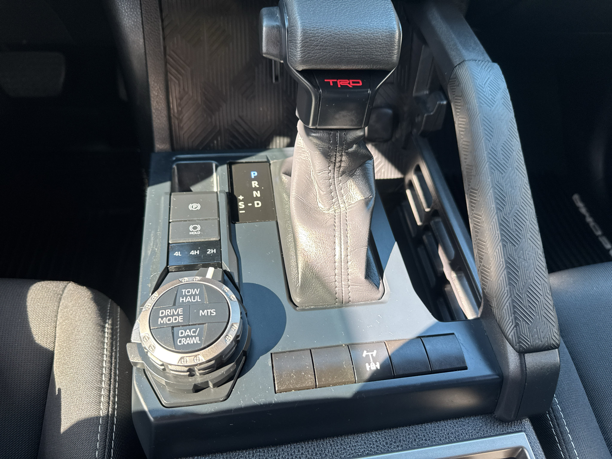 Used 2025 Toyota Tacoma TRD Off-Road AWD/4WD image 14
