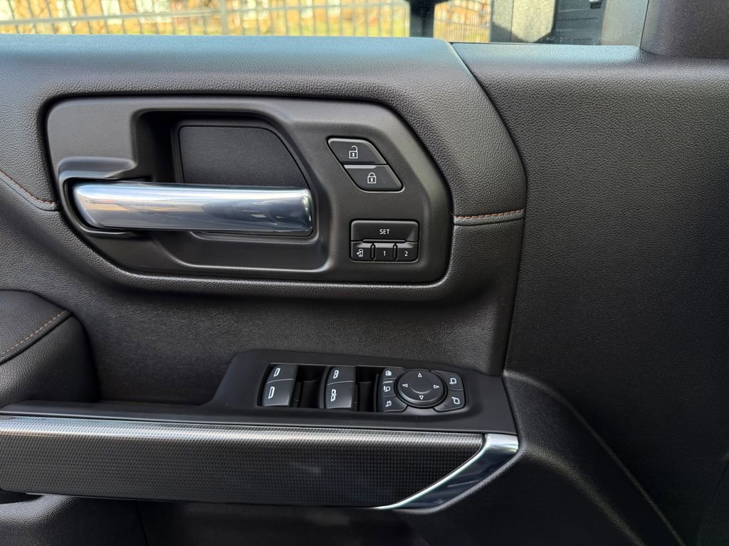 Used 2020 GMC Sierra 2500 AT4 w/ AT4 Premium Package image 18