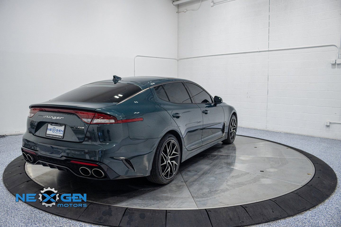 Used 2023 Kia Stinger GT-Line w/ Sun & Sound Package image 7
