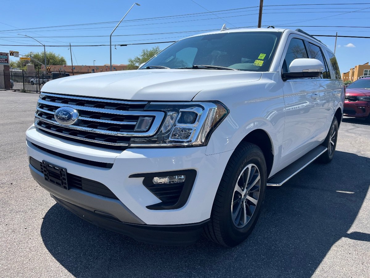 Used 2018 Ford Expedition XLT w/ Equipment Group 202A RWD image 11