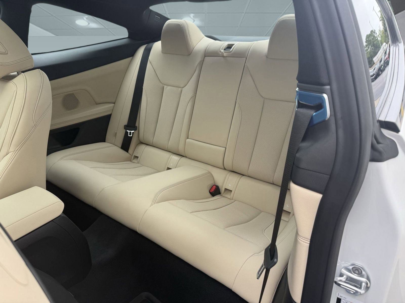 New 2026 BMW 430i Coupe w/ M Sport Package image 23