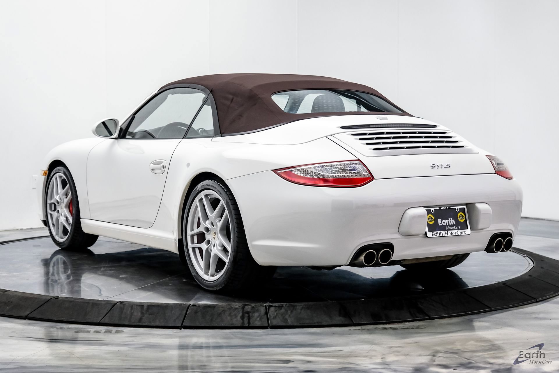 Used 2011 Porsche 911 Carrera S RWD image 14