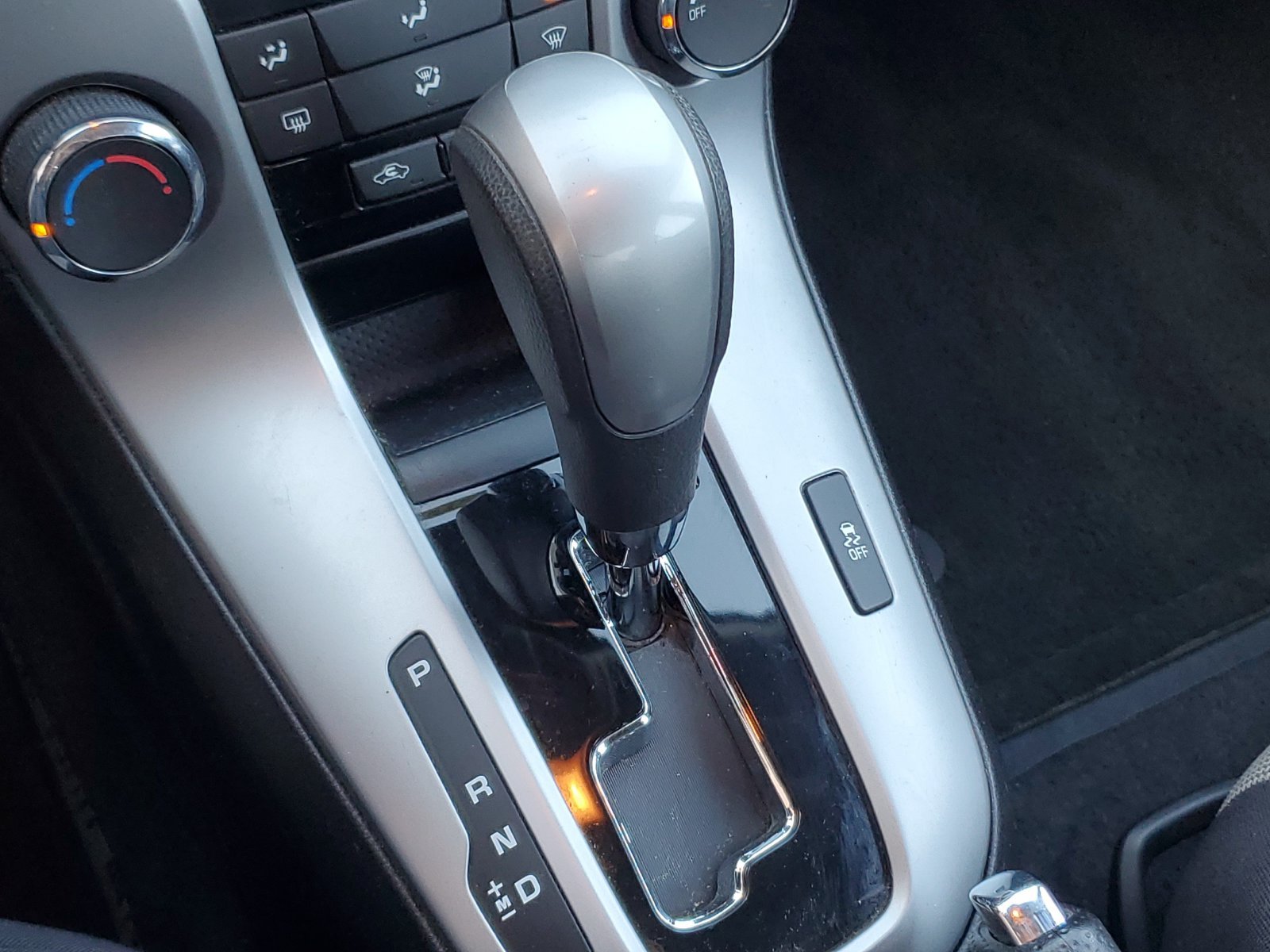 Used 2014 Chevrolet Cruze LS FWD image 29