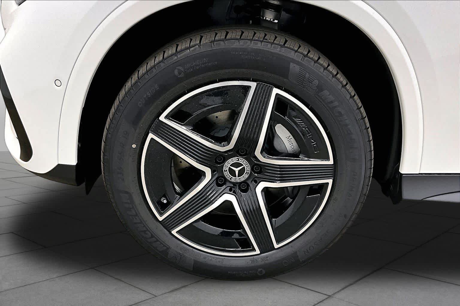 New 2026 Mercedes-Benz GLC 300 4MATIC image 11