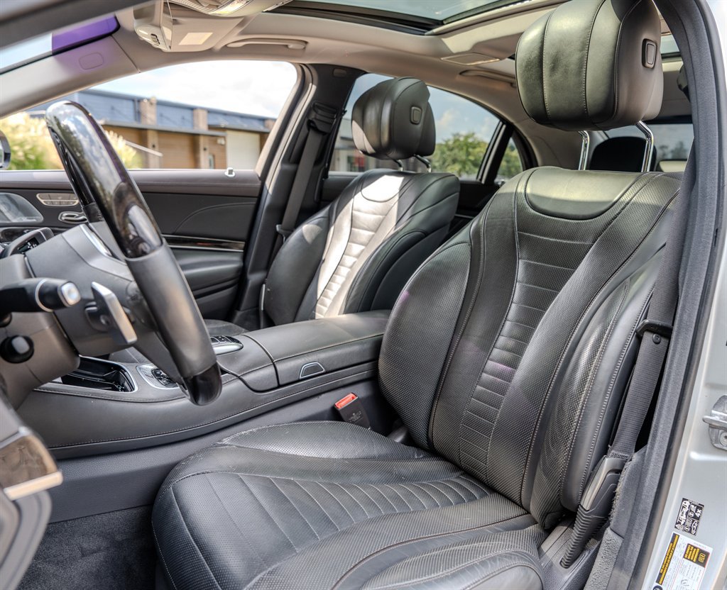 Used 2019 Mercedes-Benz S 560 Sedan w/ AMG Line Exterior image 28
