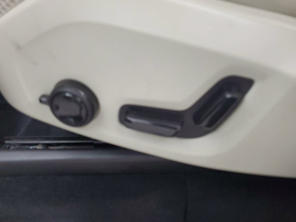 Certified 2023 Volvo XC90 B6 Ultimate AWD/4WD image 22
