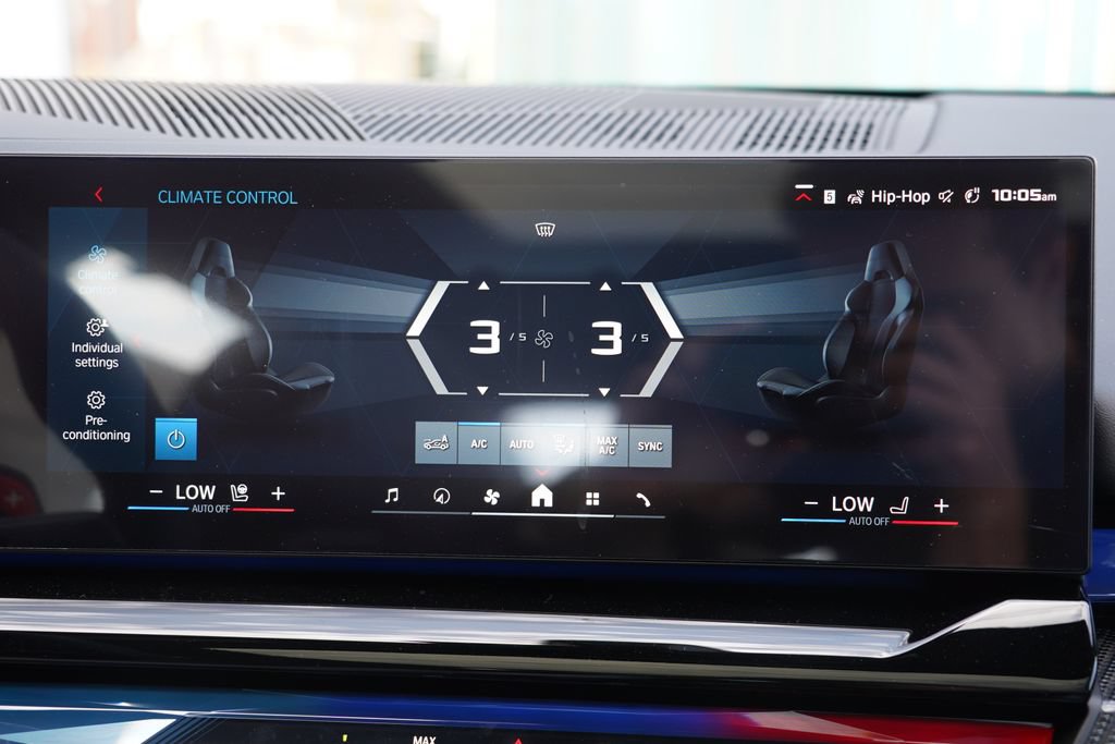 New 2027 BMW M5 w/ Executive Package AWD/4WD image 18