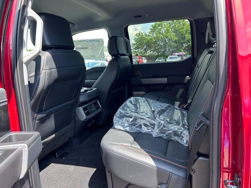 New 2025 Ford F350 Lariat w/ Black Appearance Package image 9