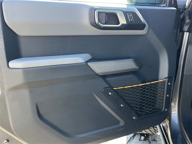 Used 2023 Ford Bronco Badlands image 26