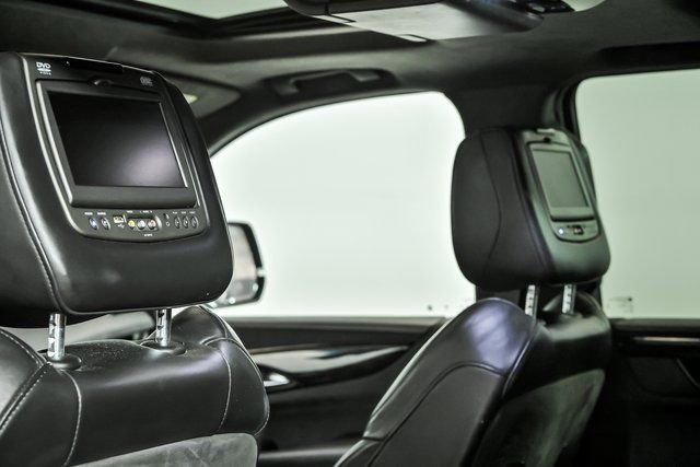 Used 2019 Cadillac Escalade ESV Platinum image 17